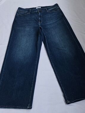 Carly Jean Los Angeles Dylan Dad Jean 3X High Rise Relaxed Straight Jeans